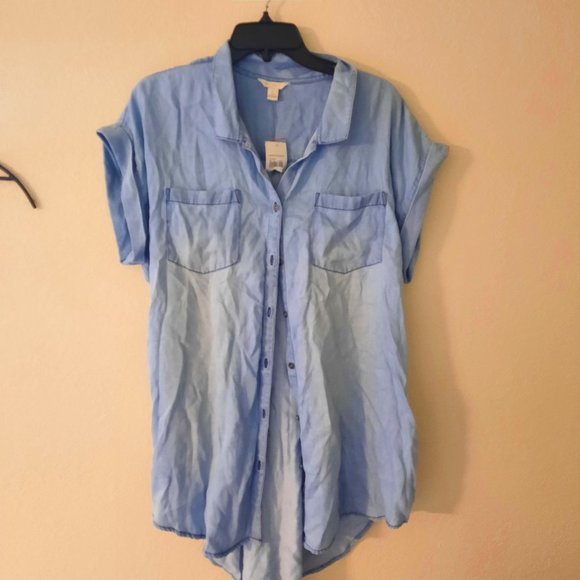 NWT Denim Tunic Length Button Up Top *BOGO* - Picture 1 of 7